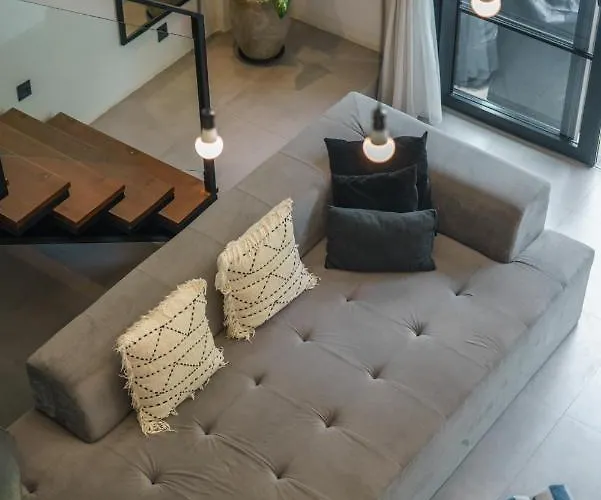 ヴィラ Loft Valentin : Romantic & Cozy 1 Bedroom Loft W/ Pool In Canggu!
