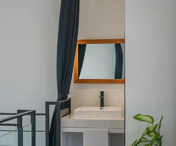 ヴィラ Loft Valentin : Romantic & Cozy 1 Bedroom Loft W/ Pool In Canggu!