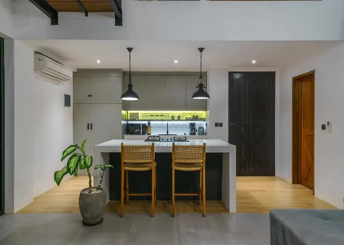 Loft Valentin : Romantic & Cozy 1 Bedroom Loft W/ Pool In Canggu! チャングー